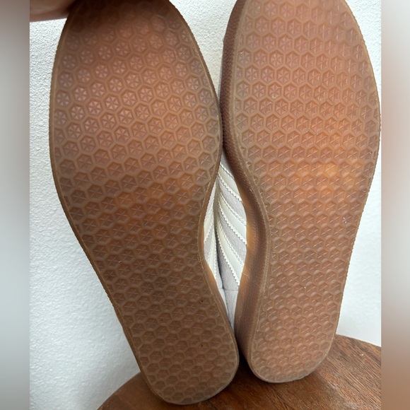 Adidas Gazelle Size 8.5 women’s in Suede Beige and Green - Picture 8 of 8